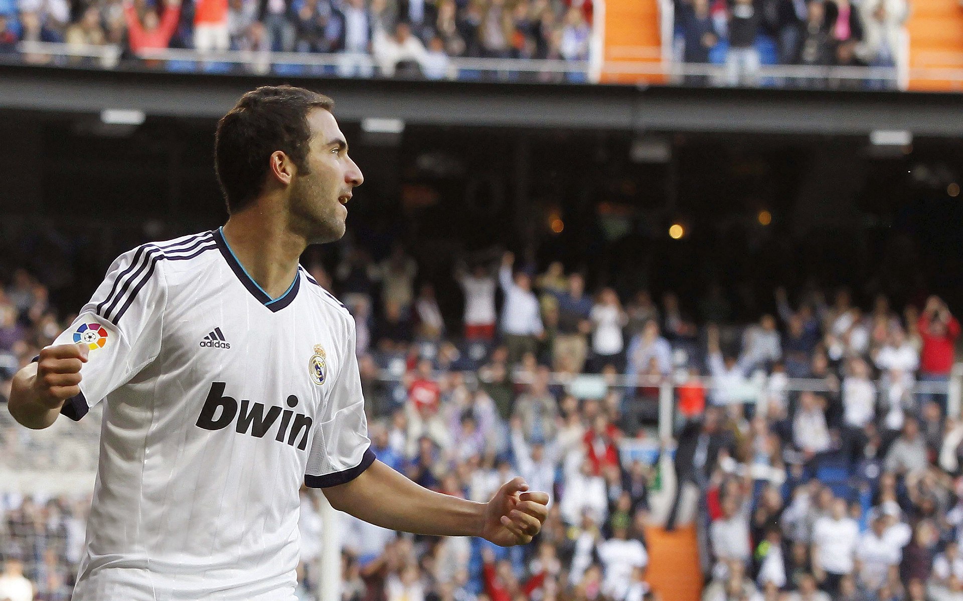 安东·李恩：全黑队进攻的“心脏”，总能在关键时刻做出精准判断